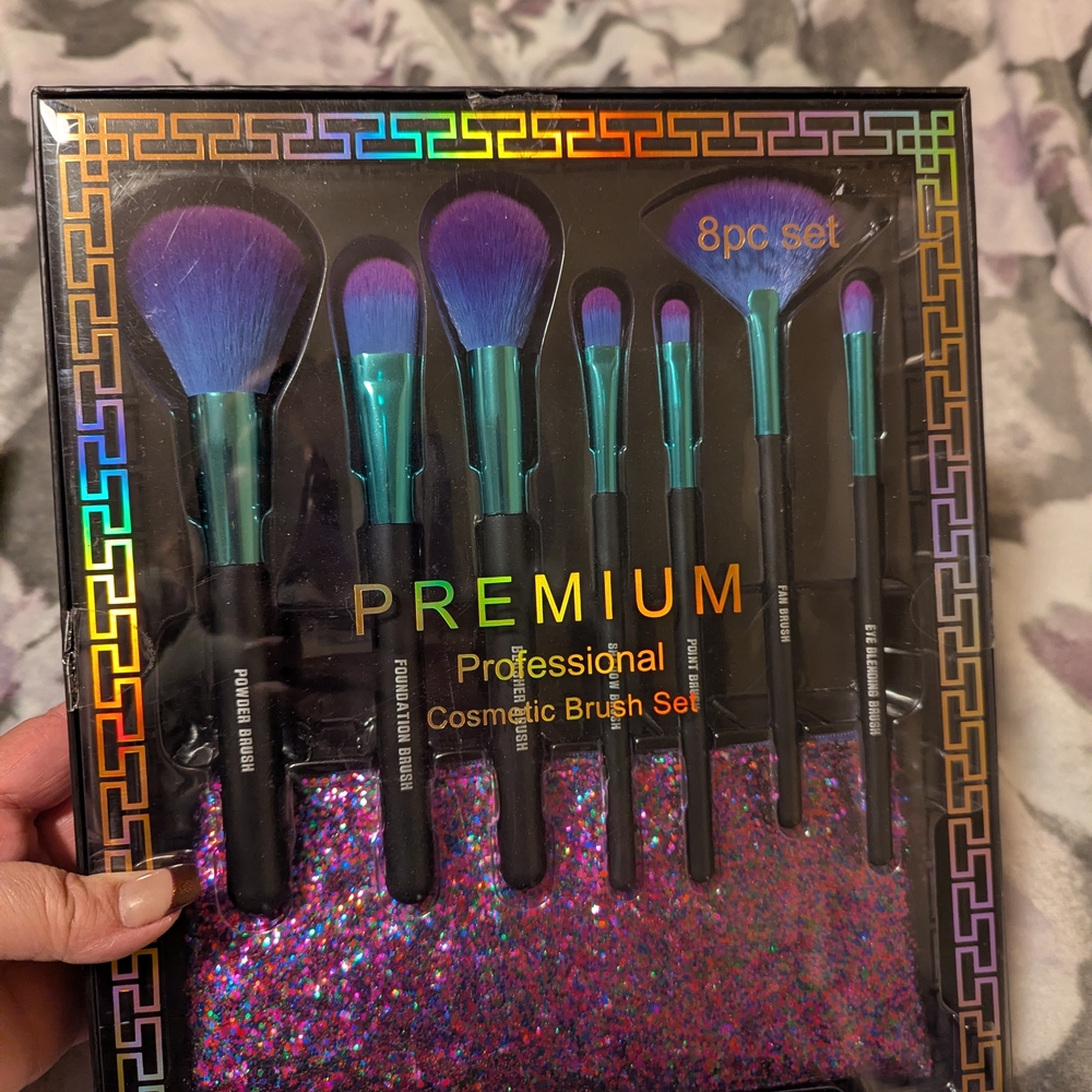 Premium 8-Piece Cosmetic Brush Set